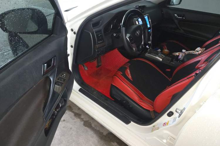 Used Toyota Reiz 2013 2.5V Elite Edition Driver Seat