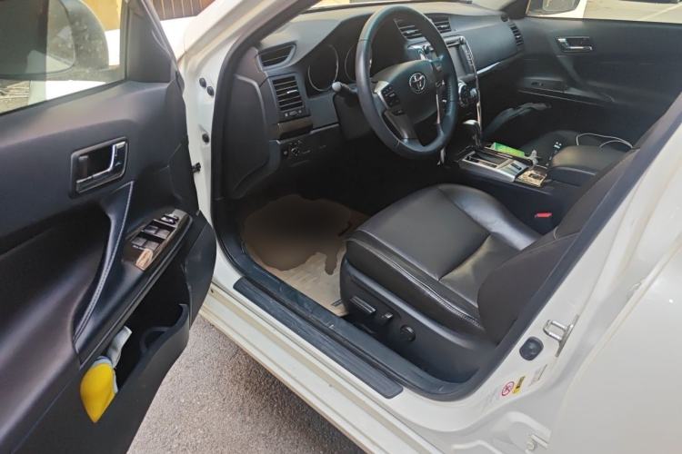 Used Toyota Reiz 2013 2.5V Elite Edition Driver Seat