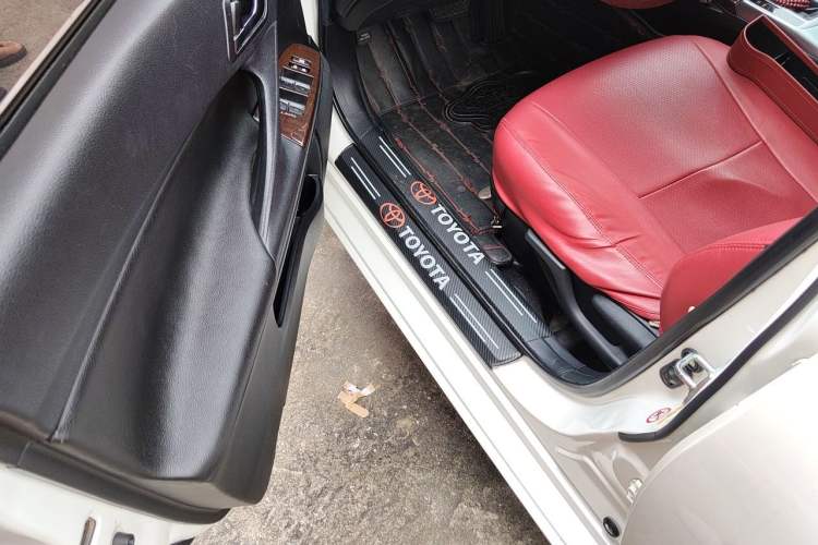 Used Toyota Reiz 2013 2.5S Elite Edition Driver Seat