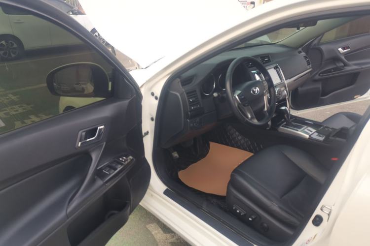 Used Toyota Reiz 2013 2.5V Elite Edition Driver Seat