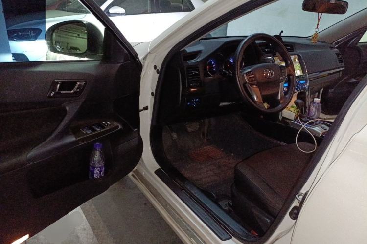 Used Toyota Reiz 2013 2.5S Elite Edition Driver Seat