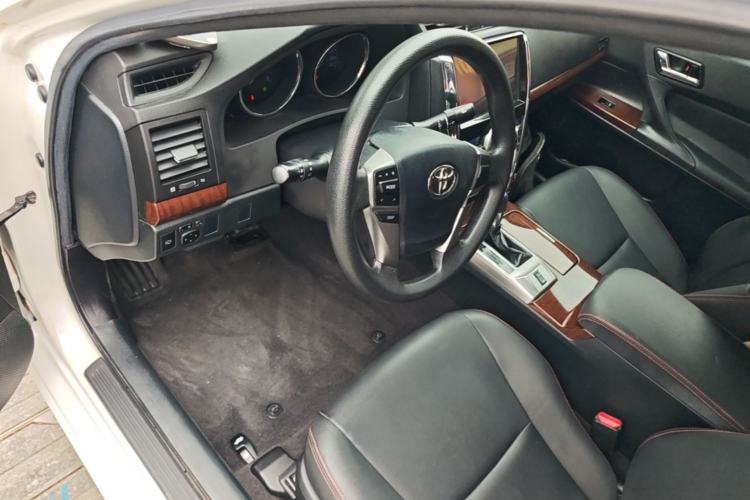 Used Toyota Reiz 2013 2.5S Elite Edition Driver Seat