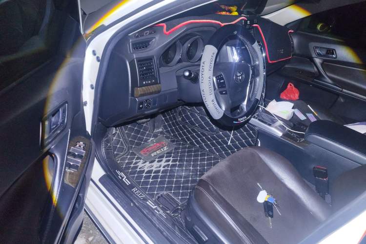 Used Toyota Reiz 2013 2.5V Shangrui Edition Driver Seat