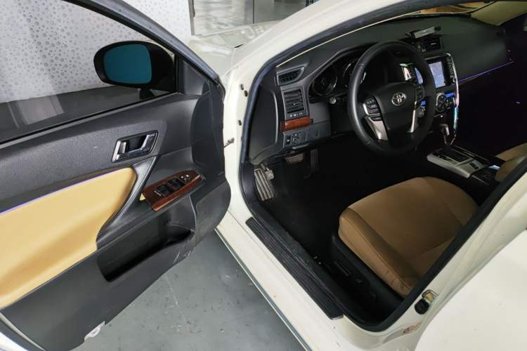 Used Toyota Reiz 2013 2.5V Shangrui Edition Driver Seat
