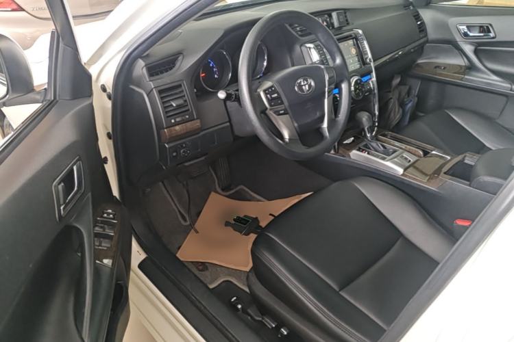 Used Toyota Reiz 2013 2.5S Elite Edition Driver Seat