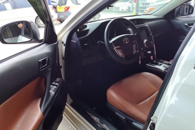 Used Toyota Reiz 2013 2.5S Elite Edition Driver Seat
