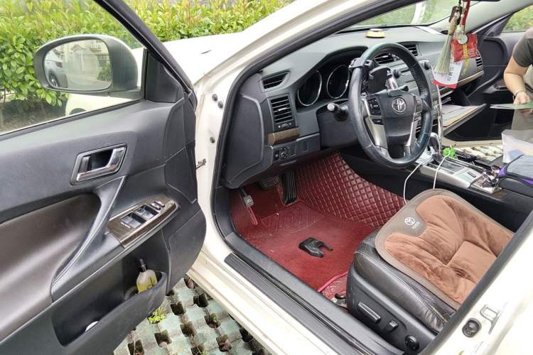 Used Toyota Reiz 2013 2.5V Elite Edition Driver Seat