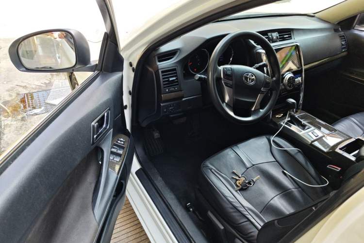 Used Toyota Reiz 2013 2.5S Elite Edition Driver Seat