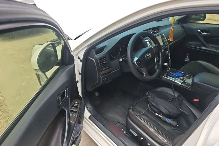 Used Toyota Reiz 2013 2.5V Elite Edition Driver Seat