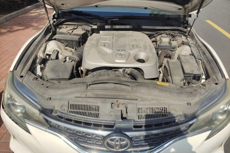 Used Toyota Reiz 2013 2.5S Elite Edition Engine Bay