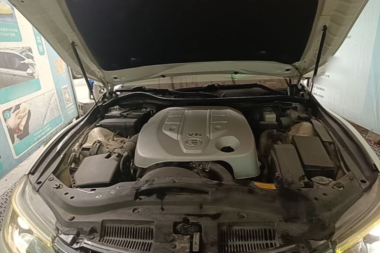 Used Toyota Reiz 2013 2.5V Shangrui Edition Engine Bay