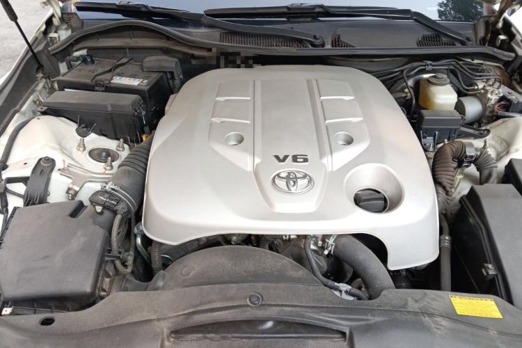 Used Toyota Reiz 2013 2.5S Elite Edition Engine Bay