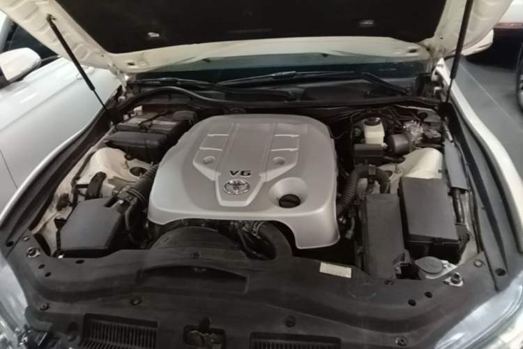 Used Toyota Reiz 2013 2.5V Shangrui Edition Engine Bay