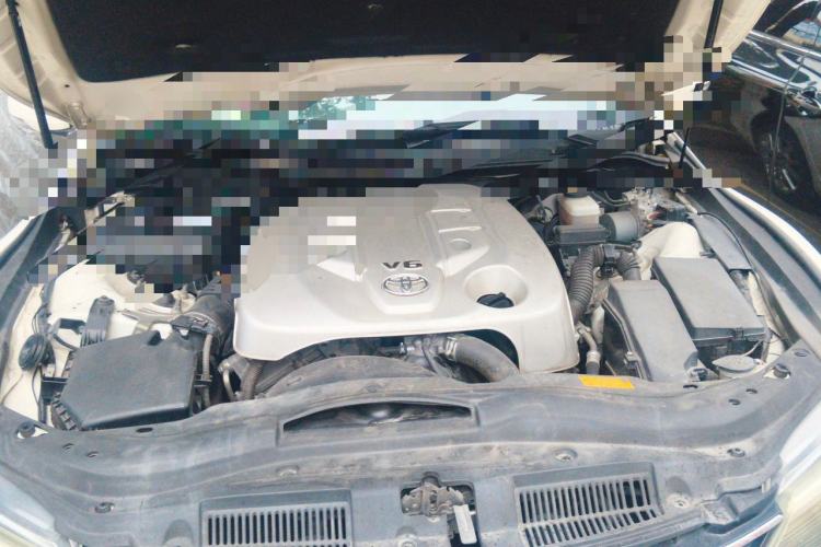 Used Toyota Reiz 2013 2.5S Elite Edition Engine Bay