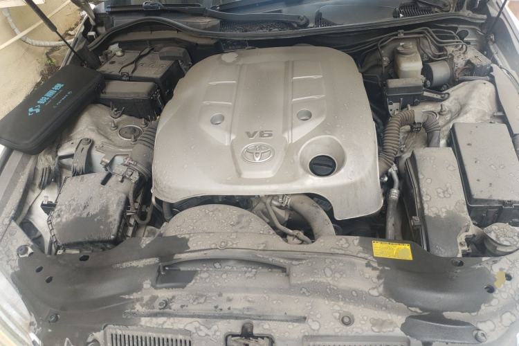 Used Toyota Reiz 2013 2.5V Shangrui Edition Engine Bay