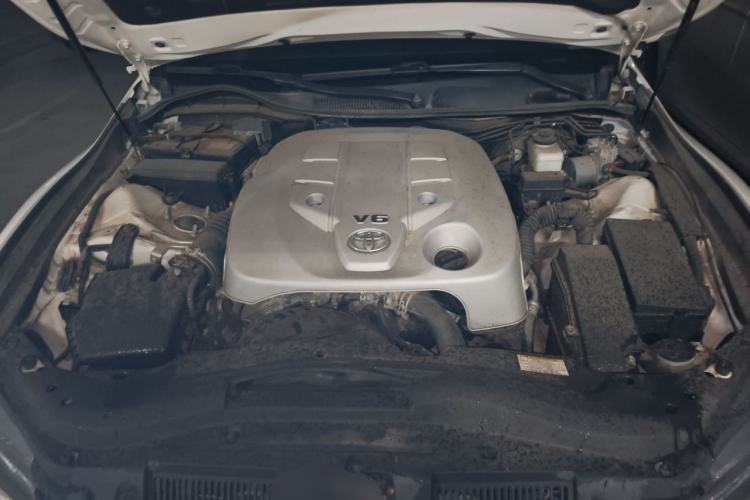 Used Toyota Reiz 2013 2.5V Shangrui Edition Engine Bay