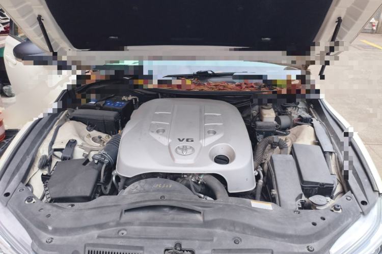 Used Toyota Reiz 2013 2.5V Shangrui Edition Engine Bay