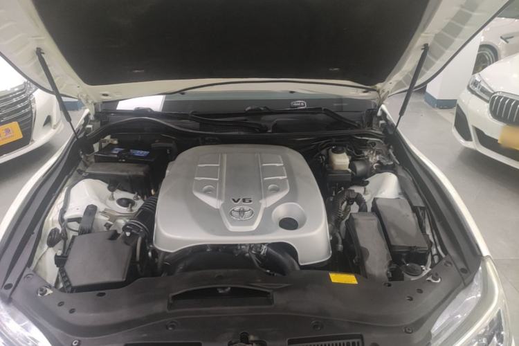 Used Toyota Reiz 2013 2.5V Shangrui Edition Engine Bay