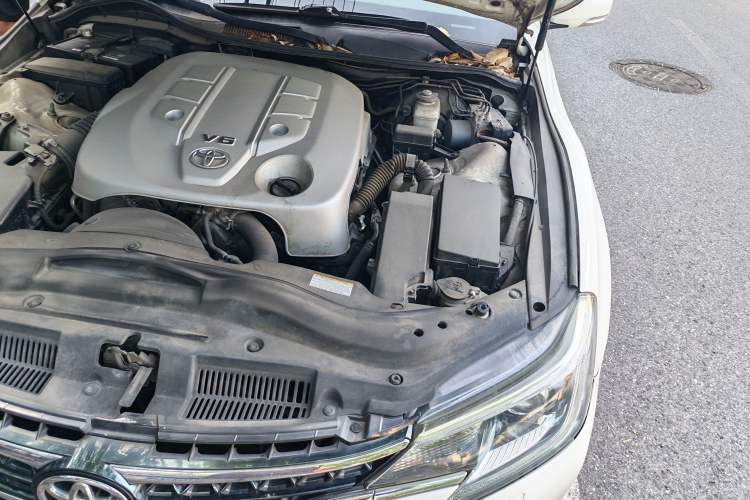 Used Toyota Reiz 2013 2.5V Shangrui Edition Engine Bay Left