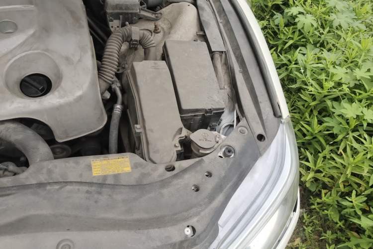 Used Toyota Reiz 2013 2.5S Elite Edition Engine Bay Left
