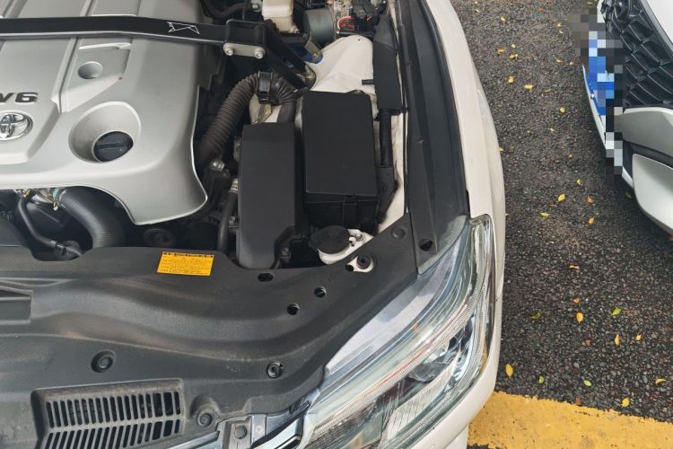 Used Toyota Reiz 2013 2.5S Elite Edition Engine Bay Left