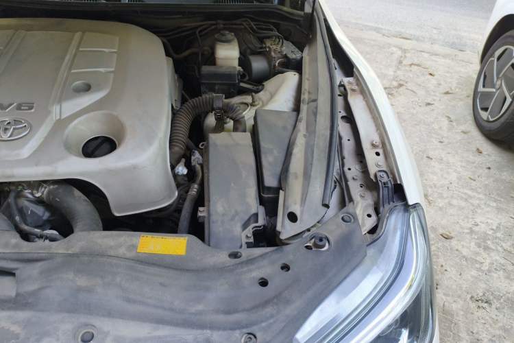 Used Toyota Reiz 2013 2.5V Shangrui Edition Engine Bay Left