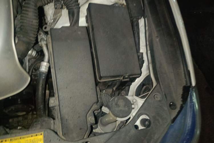 Used Toyota Reiz 2013 2.5V Shangrui Edition Engine Bay Left
