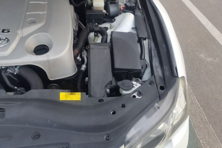 Used Toyota Reiz 2013 2.5V Elite Edition Engine Bay Left