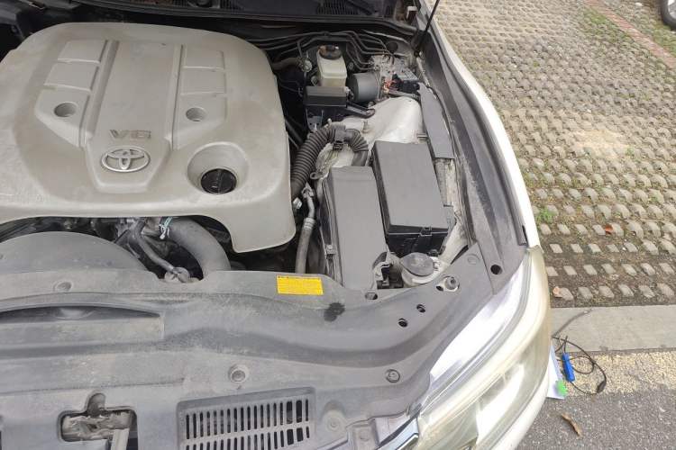 Used Toyota Reiz 2013 2.5V Shangrui Edition Engine Bay Left