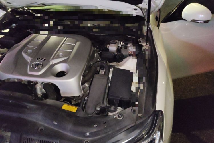 Used Toyota Reiz 2013 2.5S Elite Edition Engine Bay Left
