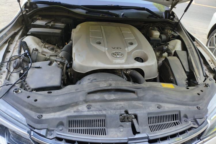 Used Toyota Reiz 2013 2.5V Shangrui Edition Engine Bay