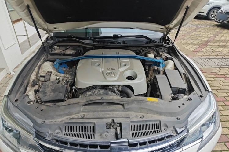 Used Toyota Reiz 2013 2.5V Shangrui Edition Engine Bay