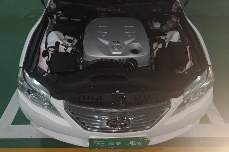 Used Toyota Reiz 2013 2.5V Elite Edition Engine Bay