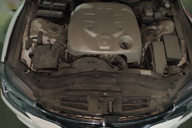 Used Toyota Reiz 2013 2.5V Shangrui Edition Engine Bay