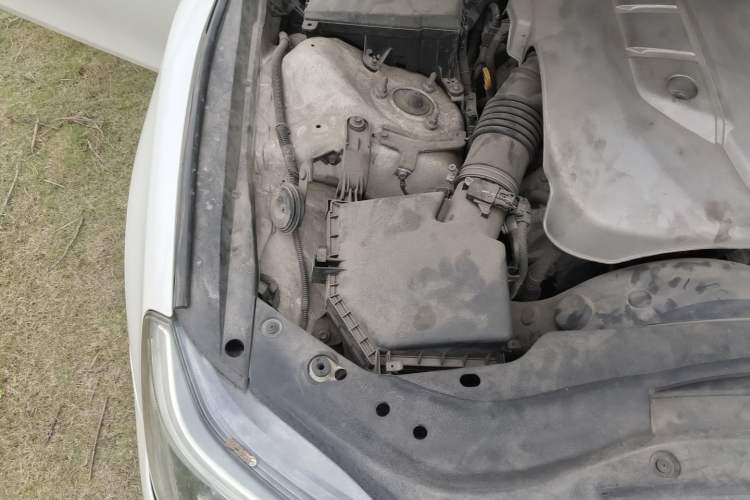 Used Toyota Reiz 2013 2.5S Elite Edition Engine Bay Right