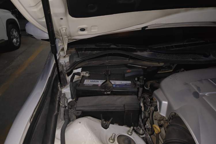 Used Toyota Reiz 2013 2.5V Shangrui Navigation Edition Engine Bay Right