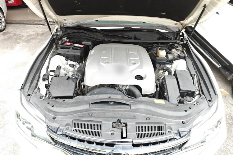 Used Toyota Reiz 2013 2.5S Elite Edition Engine Bay