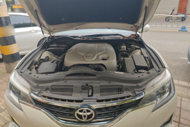 Used Toyota Reiz 2013 2.5V Shangrui Edition Engine Bay
