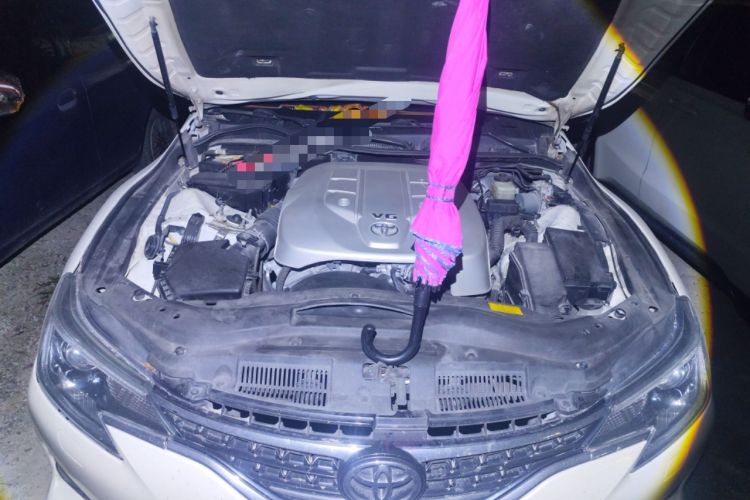 Used Toyota Reiz 2013 2.5V Shangrui Edition Engine Bay