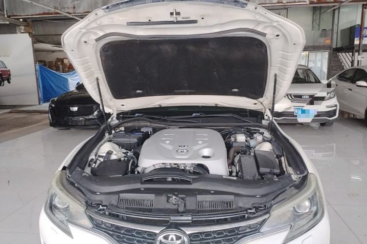 Used Toyota Reiz 2013 2.5S Elite Edition Engine Bay