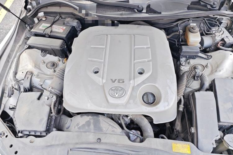 Used Toyota Reiz 2013 2.5V Shangrui Navigation Edition Engine Bay