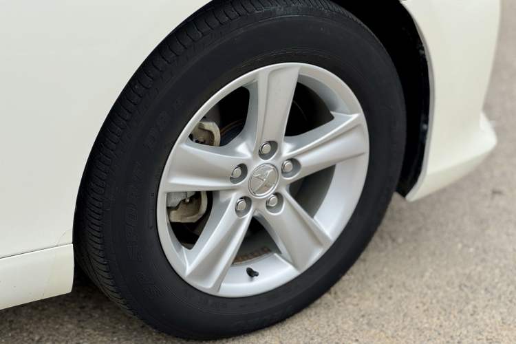 Used Toyota Reiz 2013 2.5V Elite Edition Exterior 10