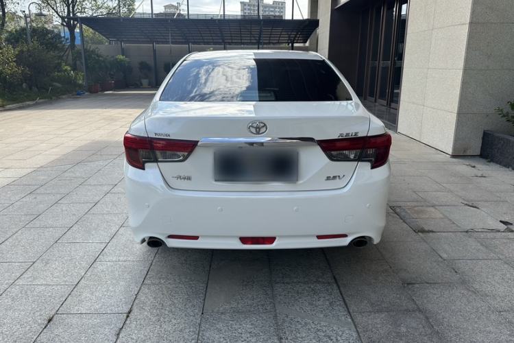 Used Toyota Reiz 2013 2.5V Elite Edition Exterior 2