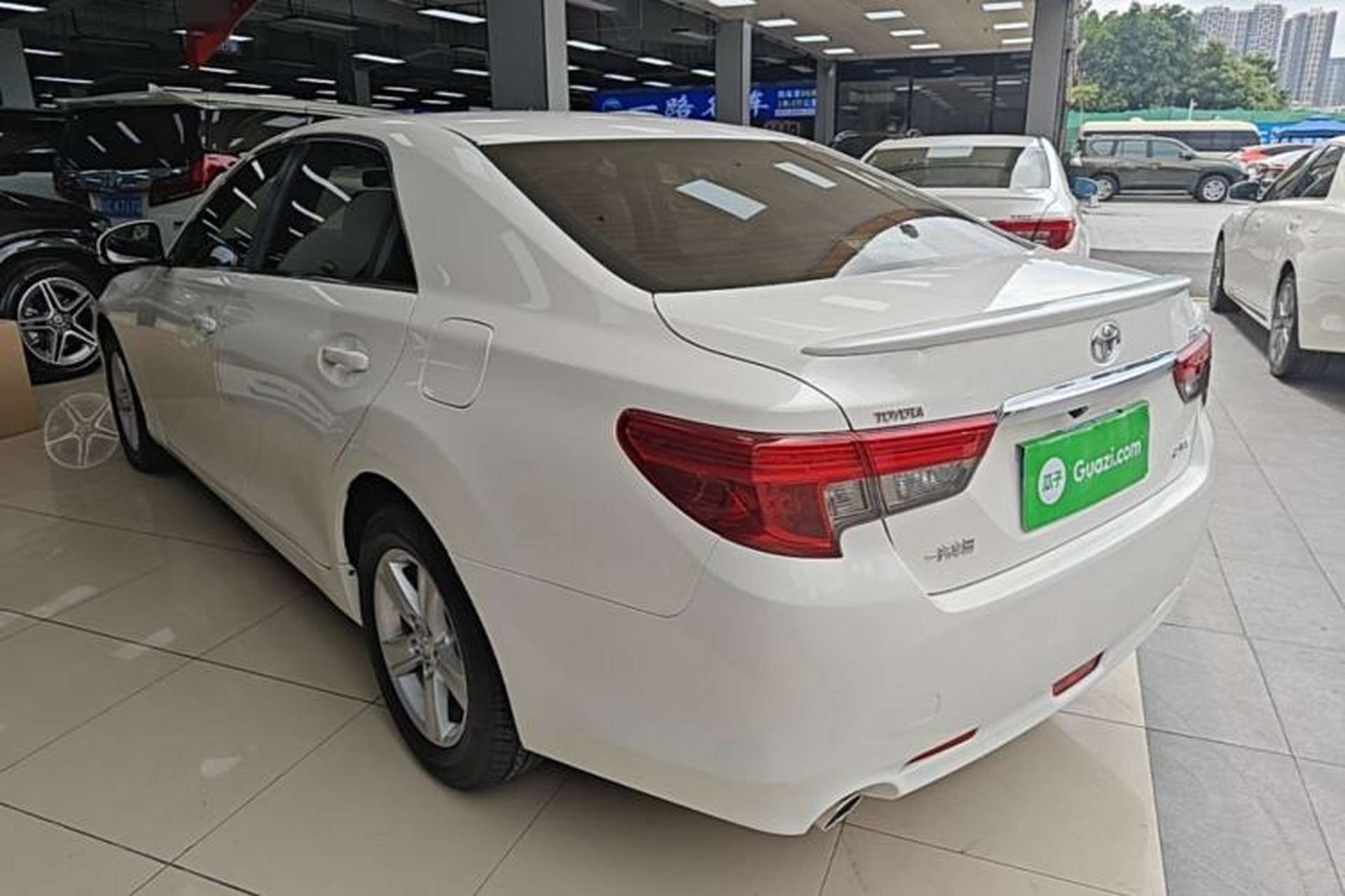 Used Toyota Reiz 2013 2.5V Elite Edition Exterior 2