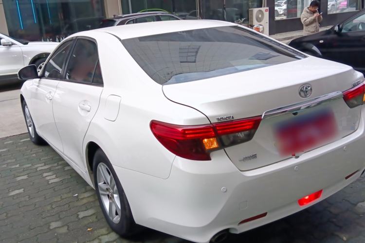 Used Toyota Reiz 2013 2.5V Elite Edition Exterior 2