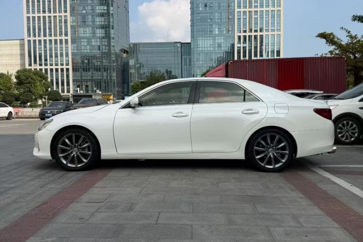 Used Toyota Reiz 2013 2.5V Elite Edition Exterior 3