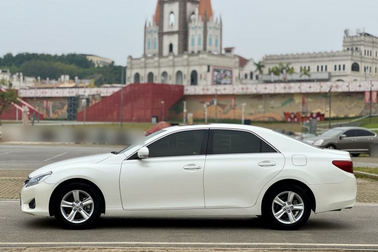 Used Toyota Reiz 2013 2.5V Elite Edition Exterior 4