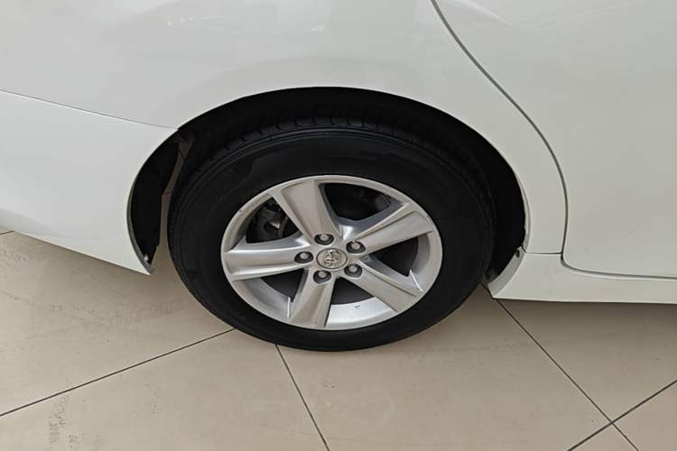 Used Toyota Reiz 2013 2.5V Elite Edition Exterior 5