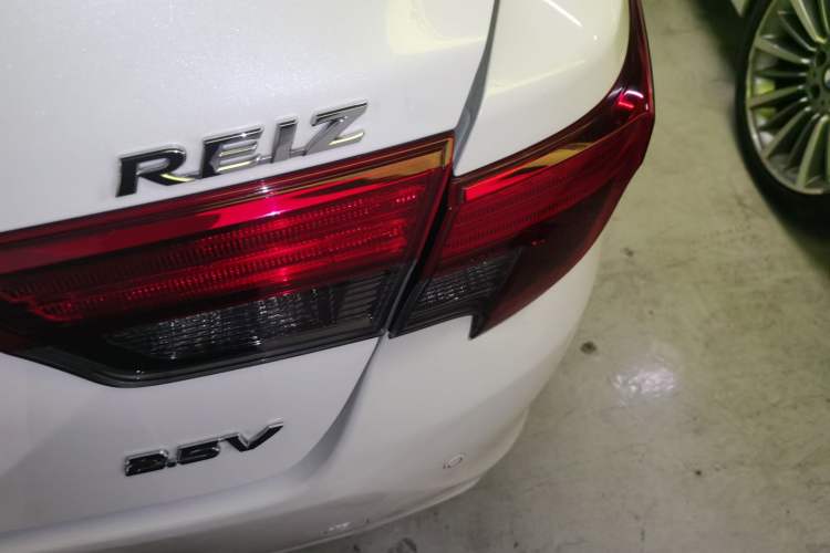 Used Toyota Reiz 2013 2.5V Shangrui Edition Exterior 6