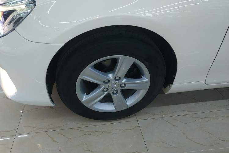 Used Toyota Reiz 2013 2.5V Elite Edition Exterior 7